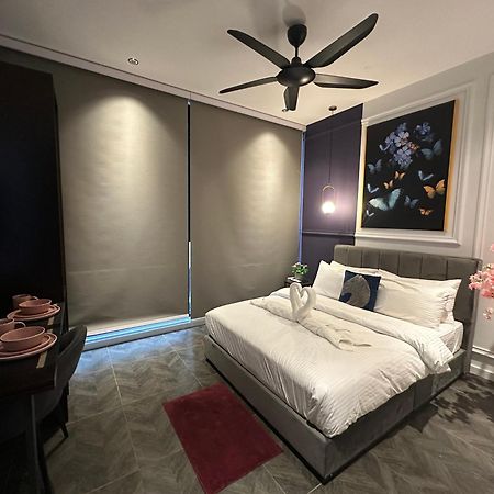 Skyline Homes By Scarletz Suites Klcc Kuala Lumpur Exterior foto