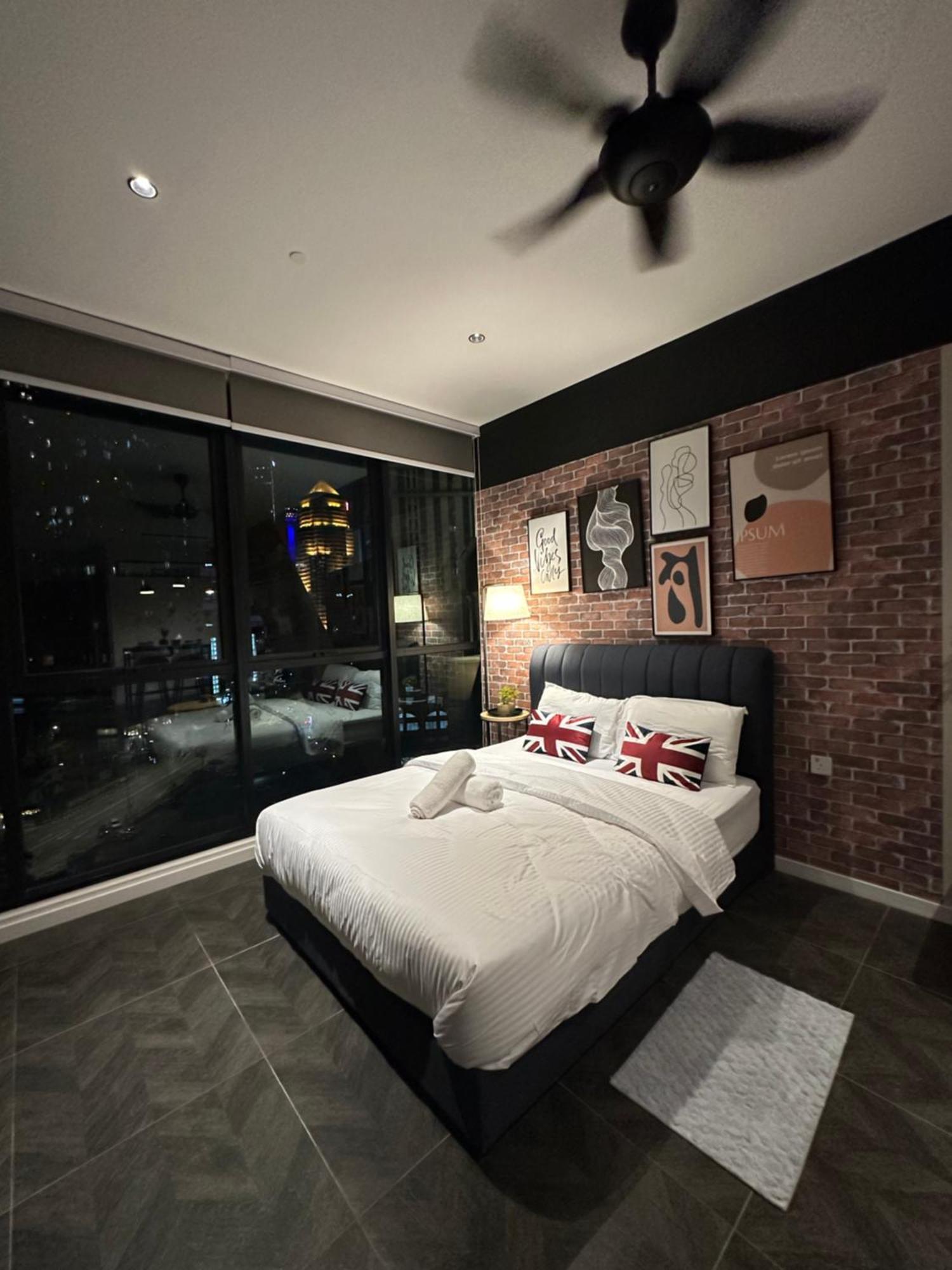 Skyline Homes By Scarletz Suites Klcc Kuala Lumpur Exterior foto