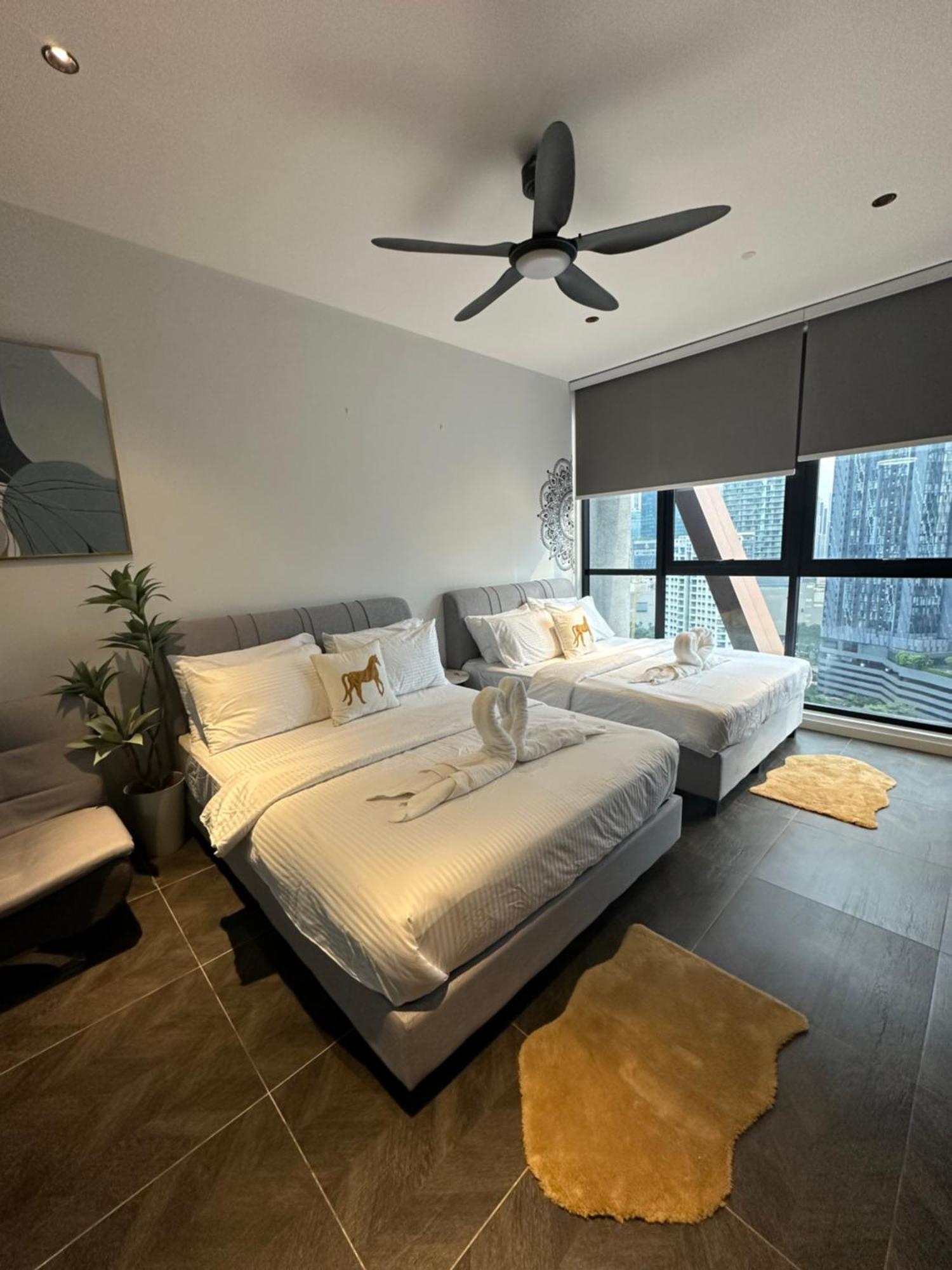 Skyline Homes By Scarletz Suites Klcc Kuala Lumpur Exterior foto