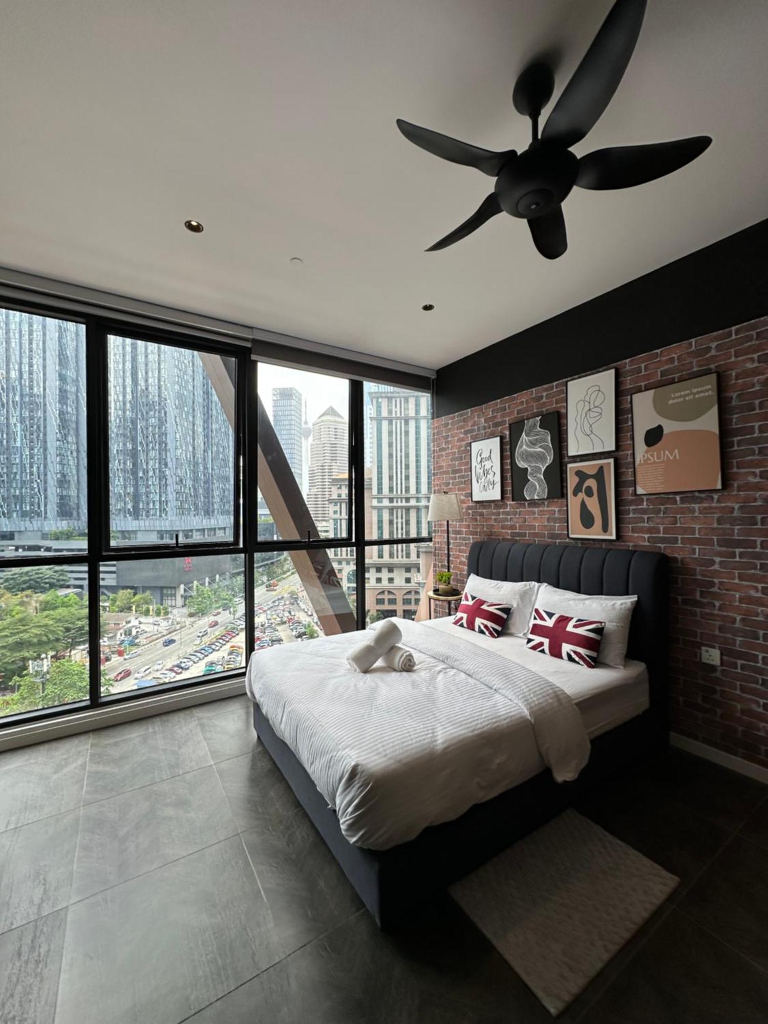 Skyline Homes By Scarletz Suites Klcc Kuala Lumpur Exterior foto