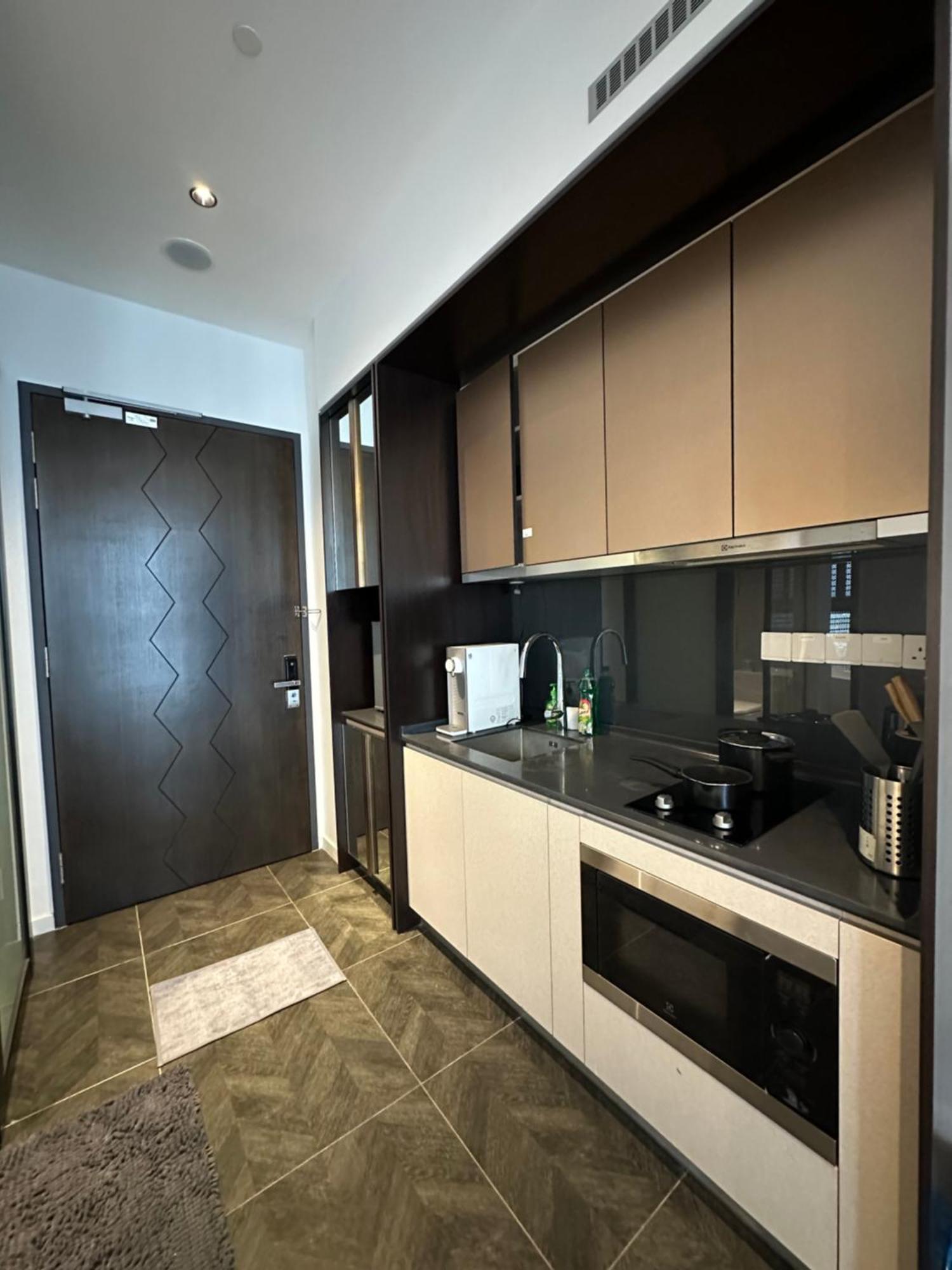 Skyline Homes By Scarletz Suites Klcc Kuala Lumpur Exterior foto
